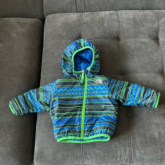Blue Reservable toddler North Face coat - Picture 8 of 10